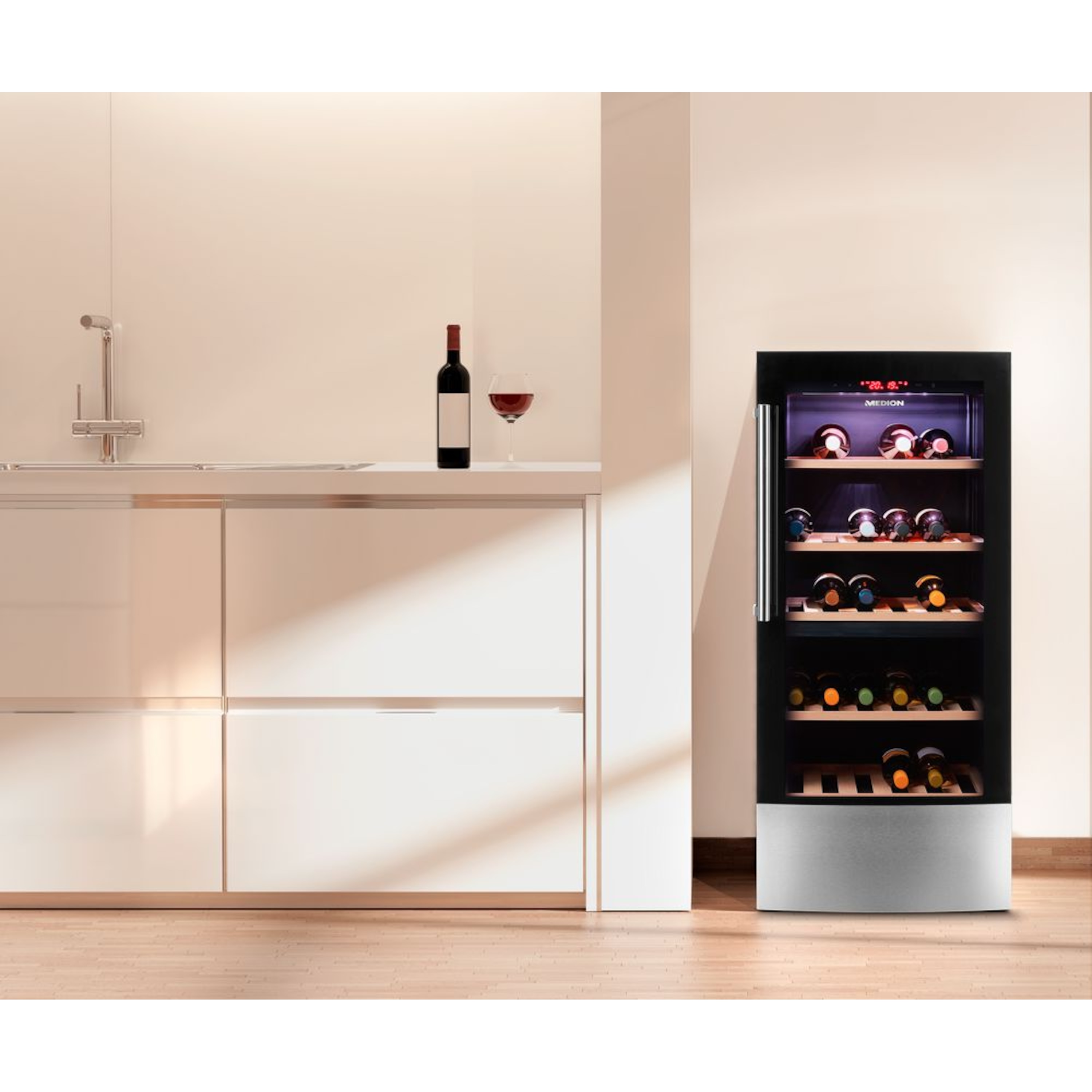 ECOM_MEDION_HW_MD37104_Weinkuehlschrank_Mood