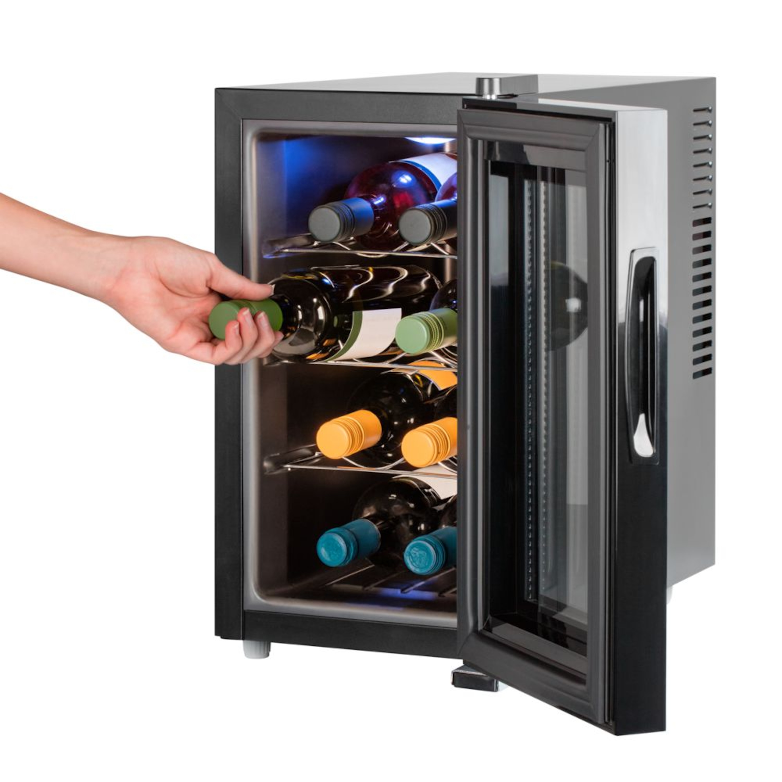 ECOM_MEDION_HW_MD37430_Weinkuehlschrank_Front_Tuer_Hand_2