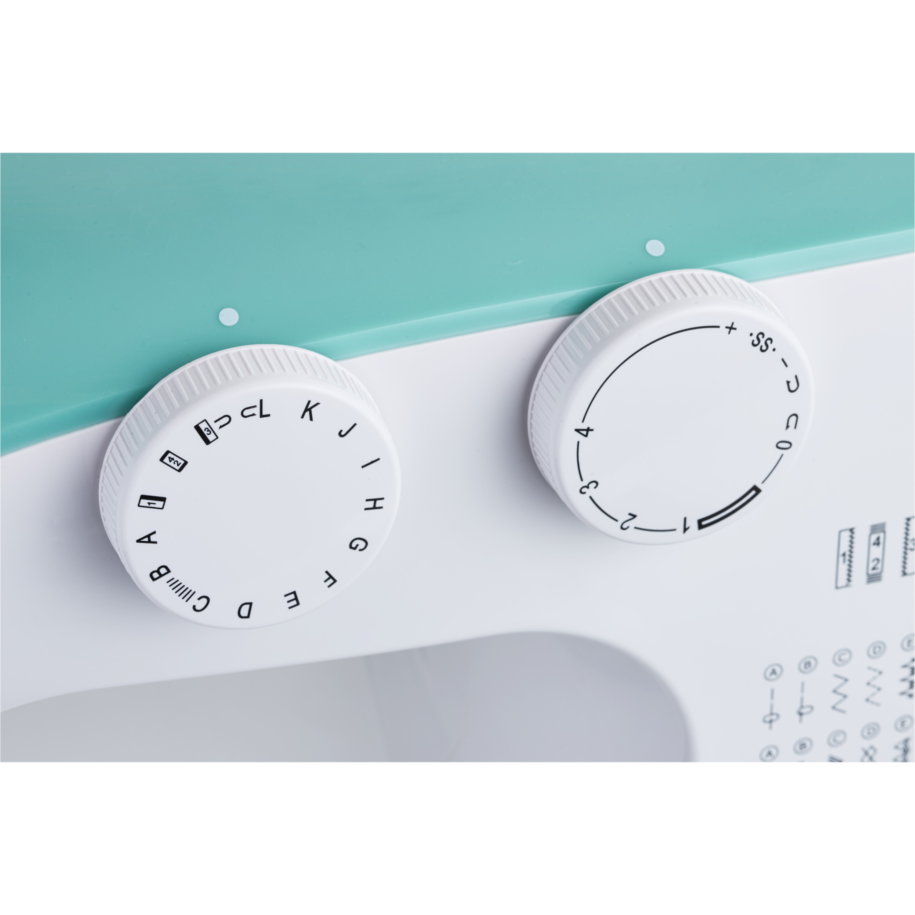MEDION® LIFE® Freiarm-Nähmaschine SM60 (MD10689), einstellbare Stichlänge und Stichbreite, automatischer Einfädler, 60 verschiedene Stichmuster, integriertes Zubehörfach, 60 Watt Motorleistung