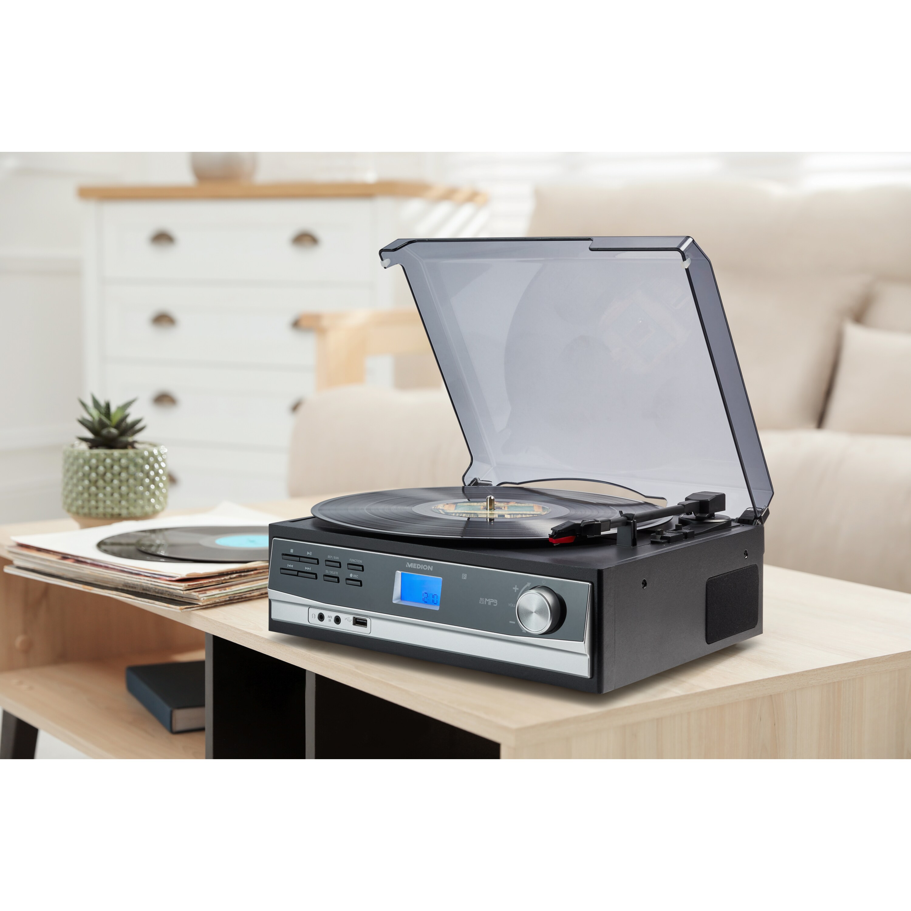 MEDION® LIFE® E67005 Schallplatten- und Kassettendigitalisierer, direkte MP3-Umwandlung (kein PC erforderlich), USB- Anschluss,  AUX-In, manuelle und automatische Titeltrennung  (B-Ware)