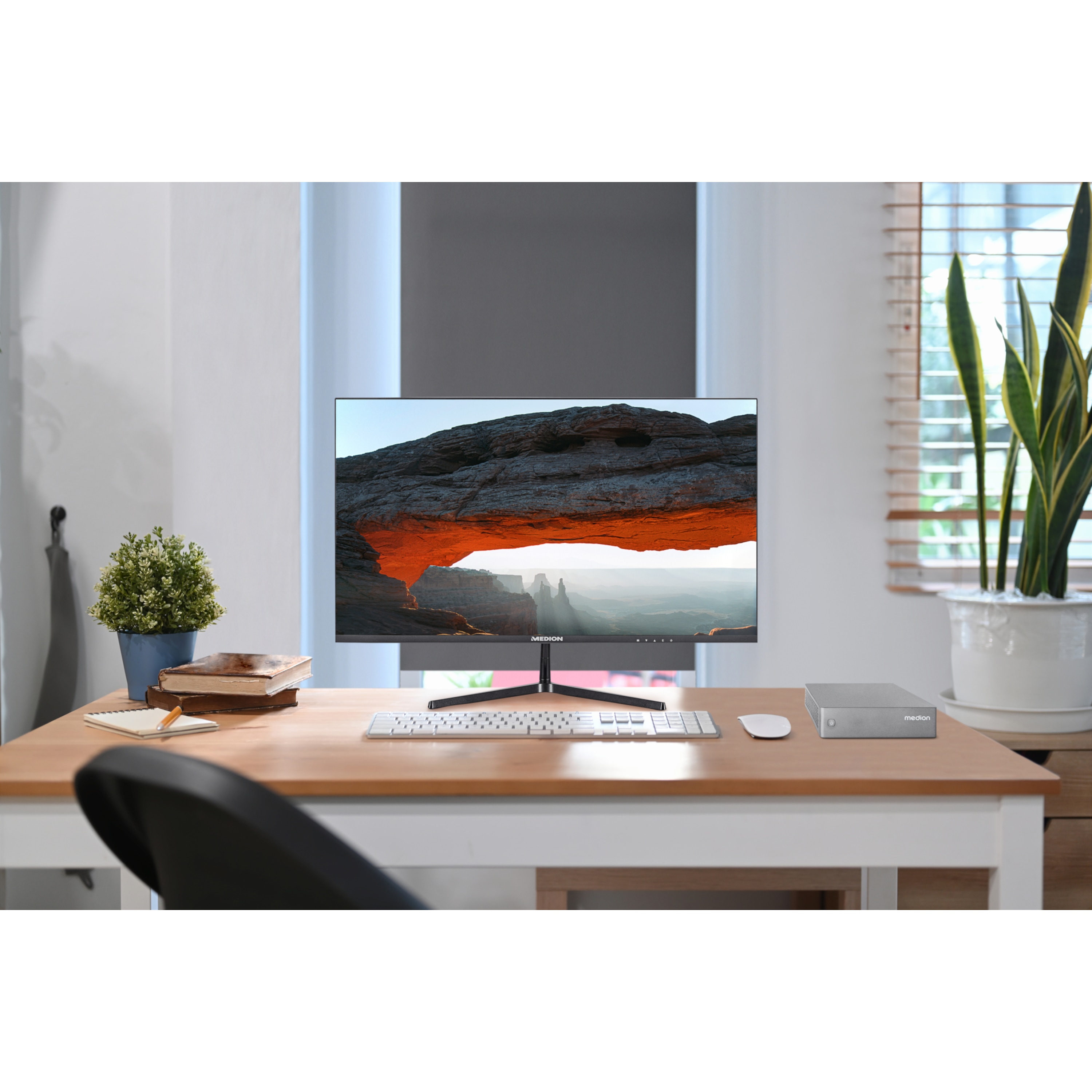 MEDION® S06 Mini PC, Intel® Core™ i3-1315U Prozessor, Windows 11 Pro, 512 GB SSD, 8 GB RAM
