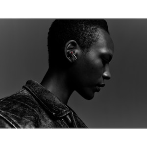 NOTHING Ear (2), Schwarz