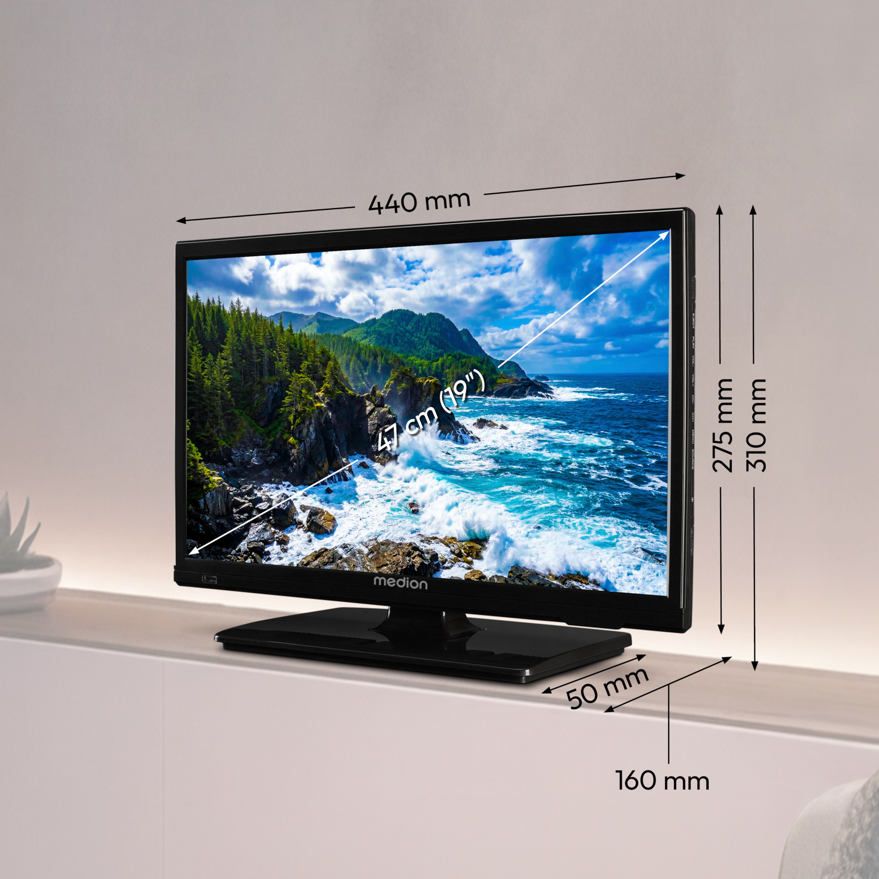 MEDION® LIFE MD 819000 Fernseher, 47 cm (19'') LCD-TV, HD Triple Tuner, integrierter Mediaplayer, Car-Adapter, CI+ Schnittstelle
