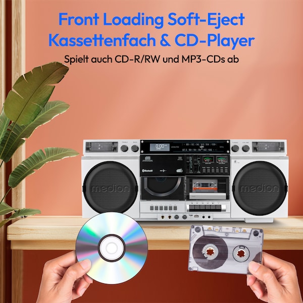 MEDION® LIFE P66538 Retro-Boombox silber, DAB+/PLL-UKW Radio, Bluetooth® 5.3 für das Abspielen von Smartphone & Co, CD-Player, Kassettendeck, X-Bass Funktion, 2 x 10 W RMS