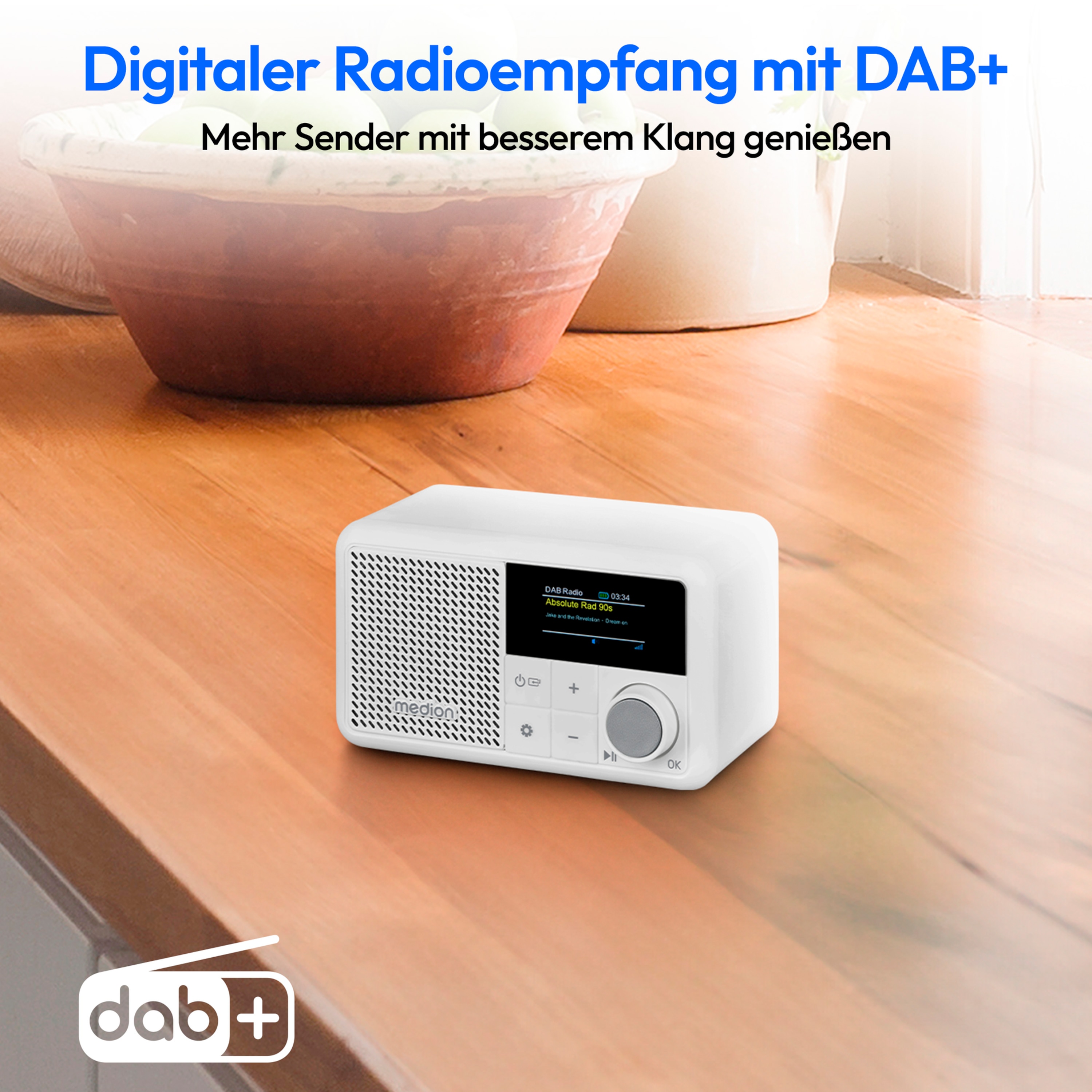 MEDION® LIFE® S66822 Tragbares DAB+ Radio, Farb-TFT Display 3,73 cm (1,47''), DAB+/UKW-Radio (je 40 Senderspeicher), Bluetooth® 5.3, integrierter Akku, extra kompakt, 2 W RMS