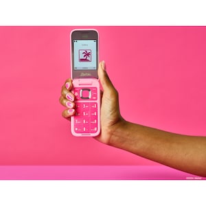 HMD Barbie Phone, 128 MB, Powerpink