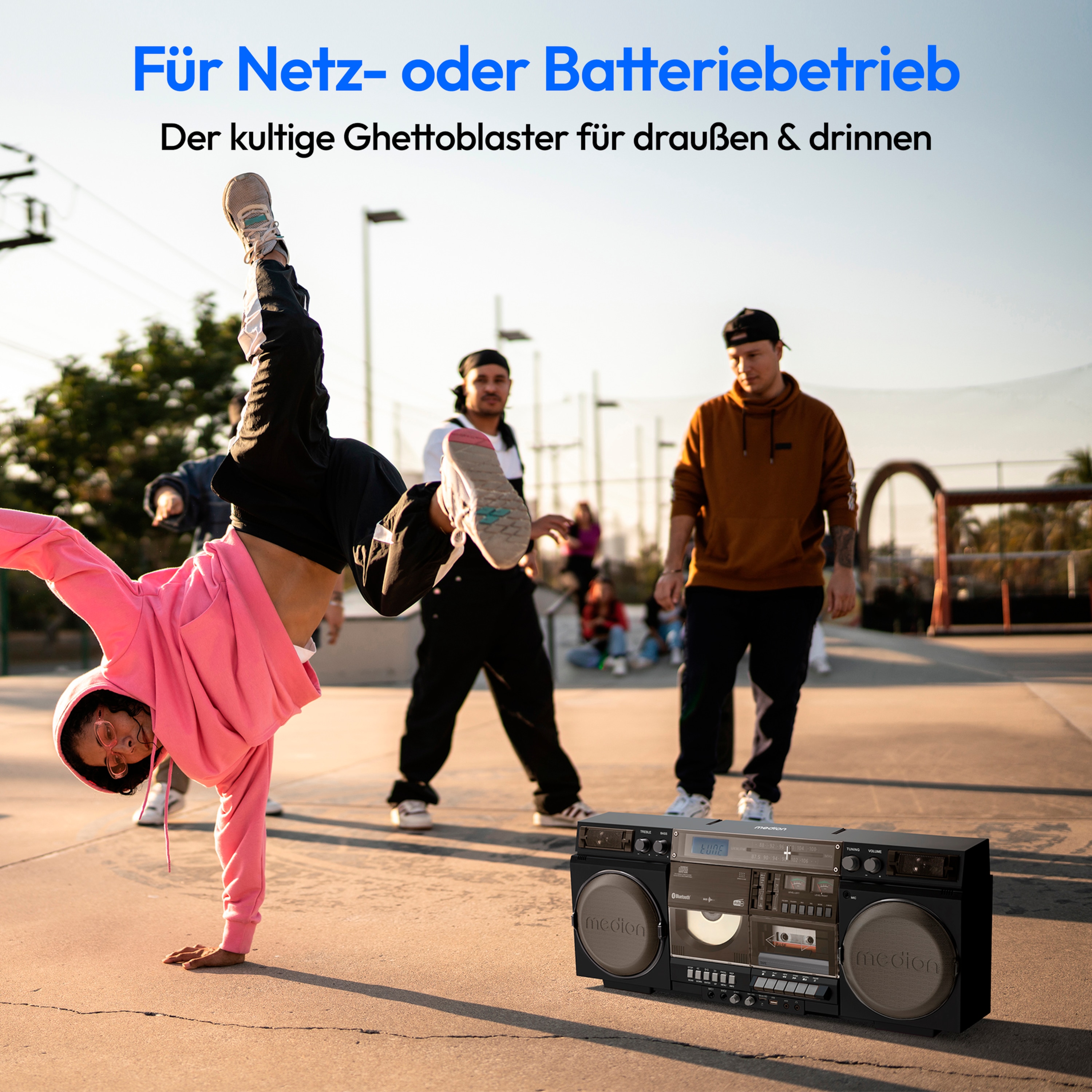 MEDION® LIFE® P66538 Retro-Boombox, DAB+/PLL-UKW Radio, Bluetooth® 5.3 für das Abspielen von Smartphone & Co, CD-Player, Kassettendeck, X-Bass Funktion, 2 x 10 W RMS