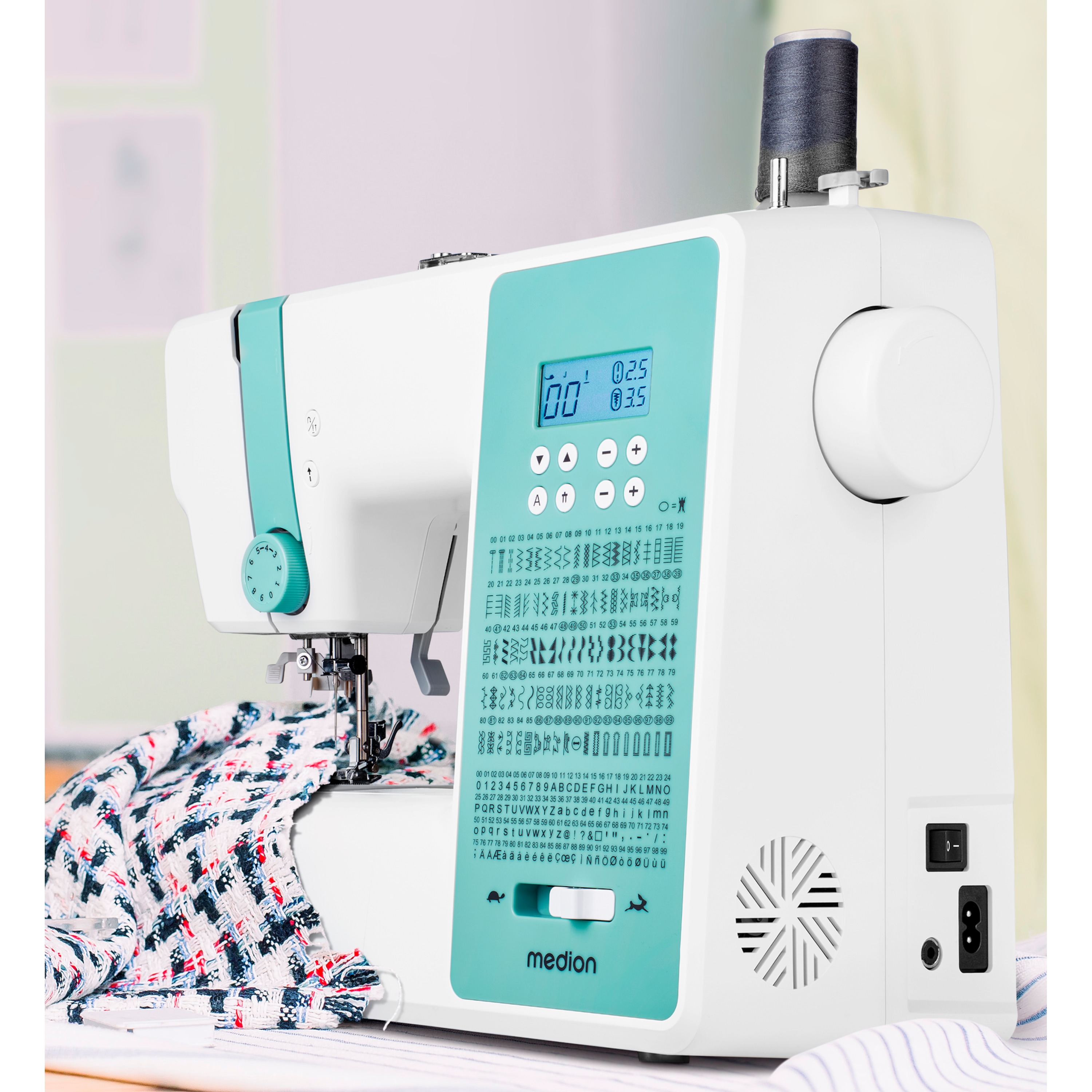 MEDION® LIFE® Digitale Nähmaschine SD36 (MD11881), einstellbare Stichlänge und Stichbreite, 270 Stichmuster, Integriertes Zubehörfach, 36 Watt Motorleistung