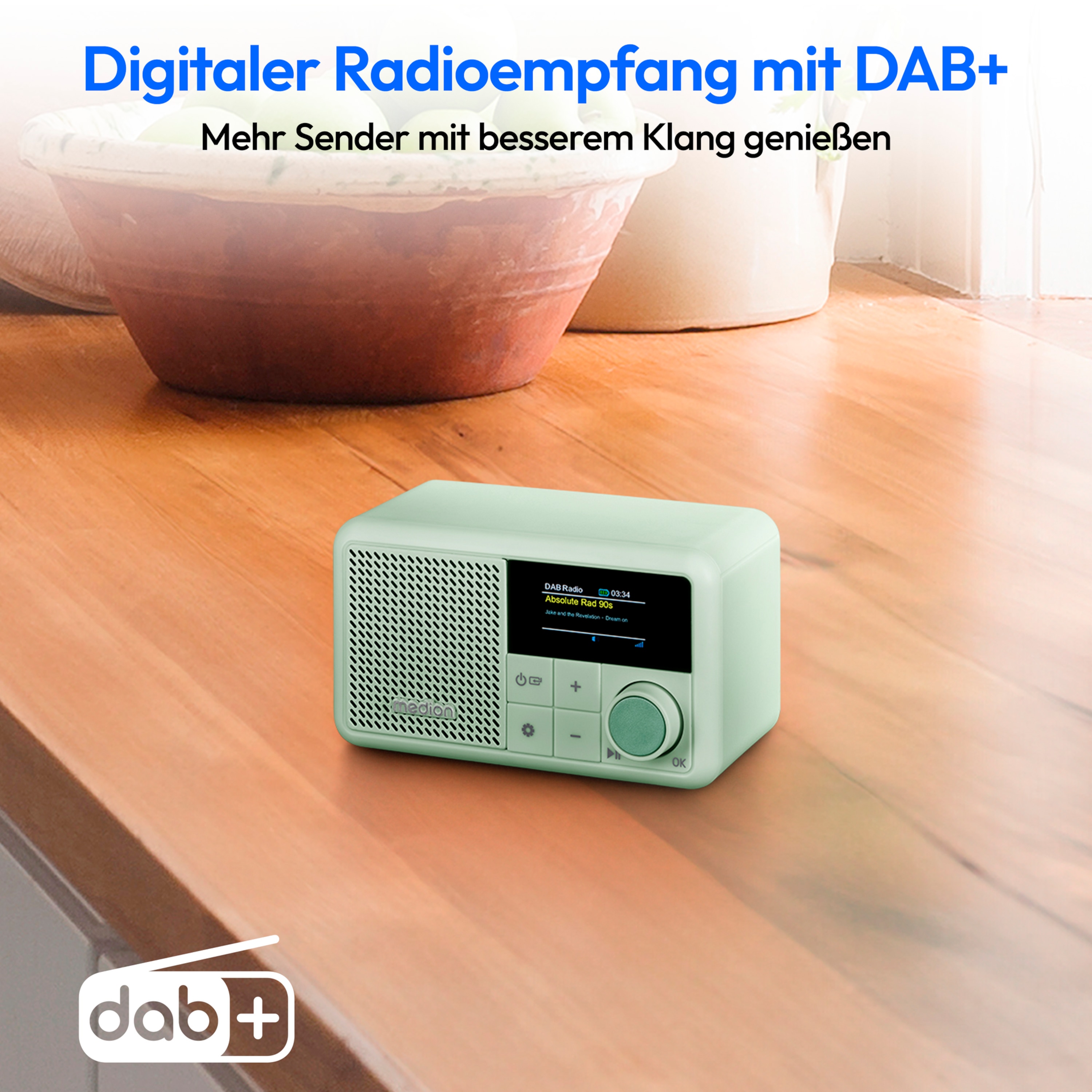 MEDION® LIFE® S66822 Tragbares DAB+ Radio, Farb-TFT Display 3,73 cm (1,47''), DAB+/UKW-Radio (je 40 Senderspeicher), Bluetooth® 5.3, integrierter Akku, extra kompakt, 2 W RMS