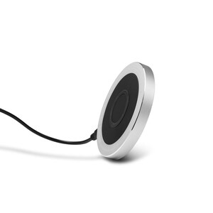 APPLE iPhone X 64 GB (generalüberholt) mit Qi Wireless Charger