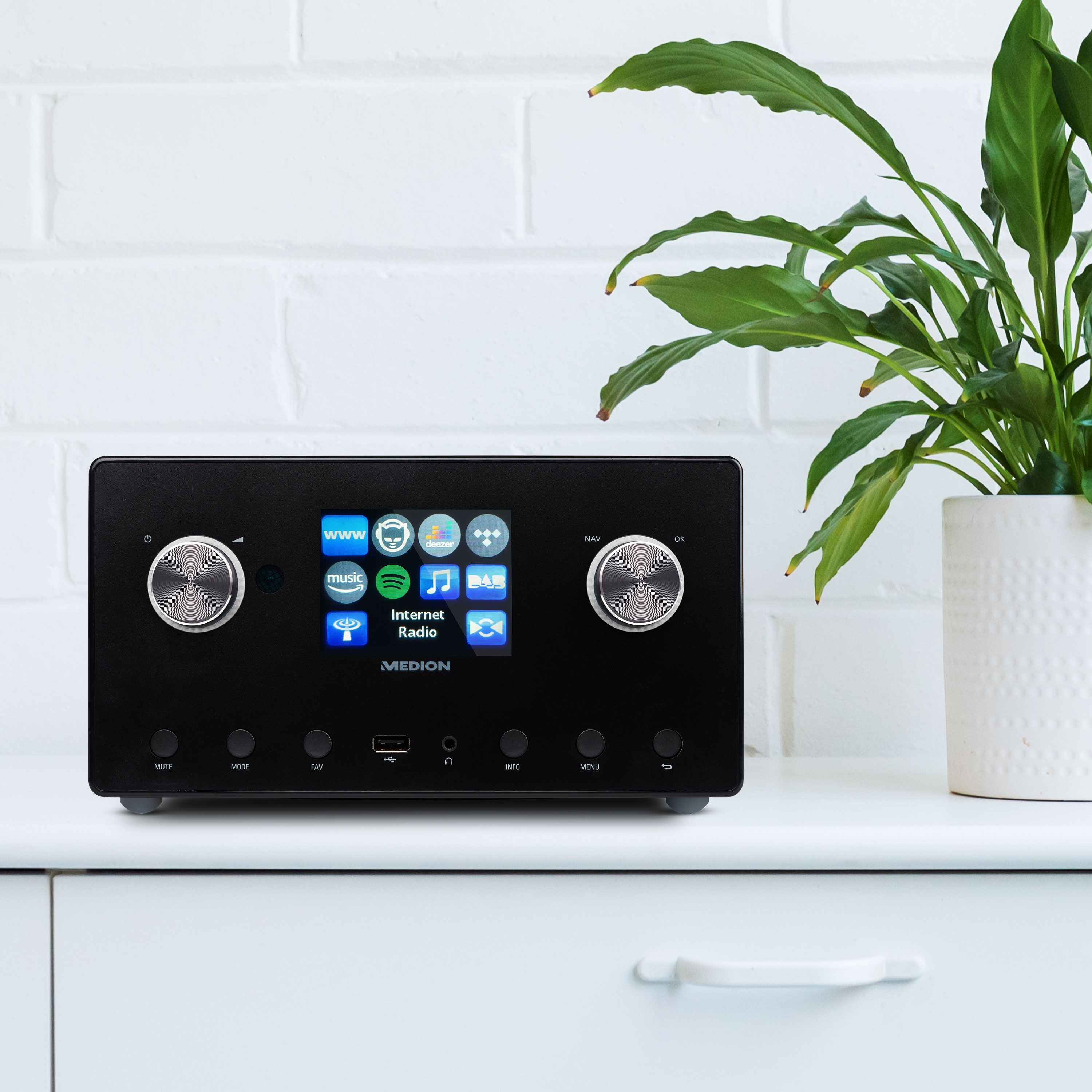 MEDION® LIFE® P85295 Stereo großes 8,1 cm (3,2“) TFT