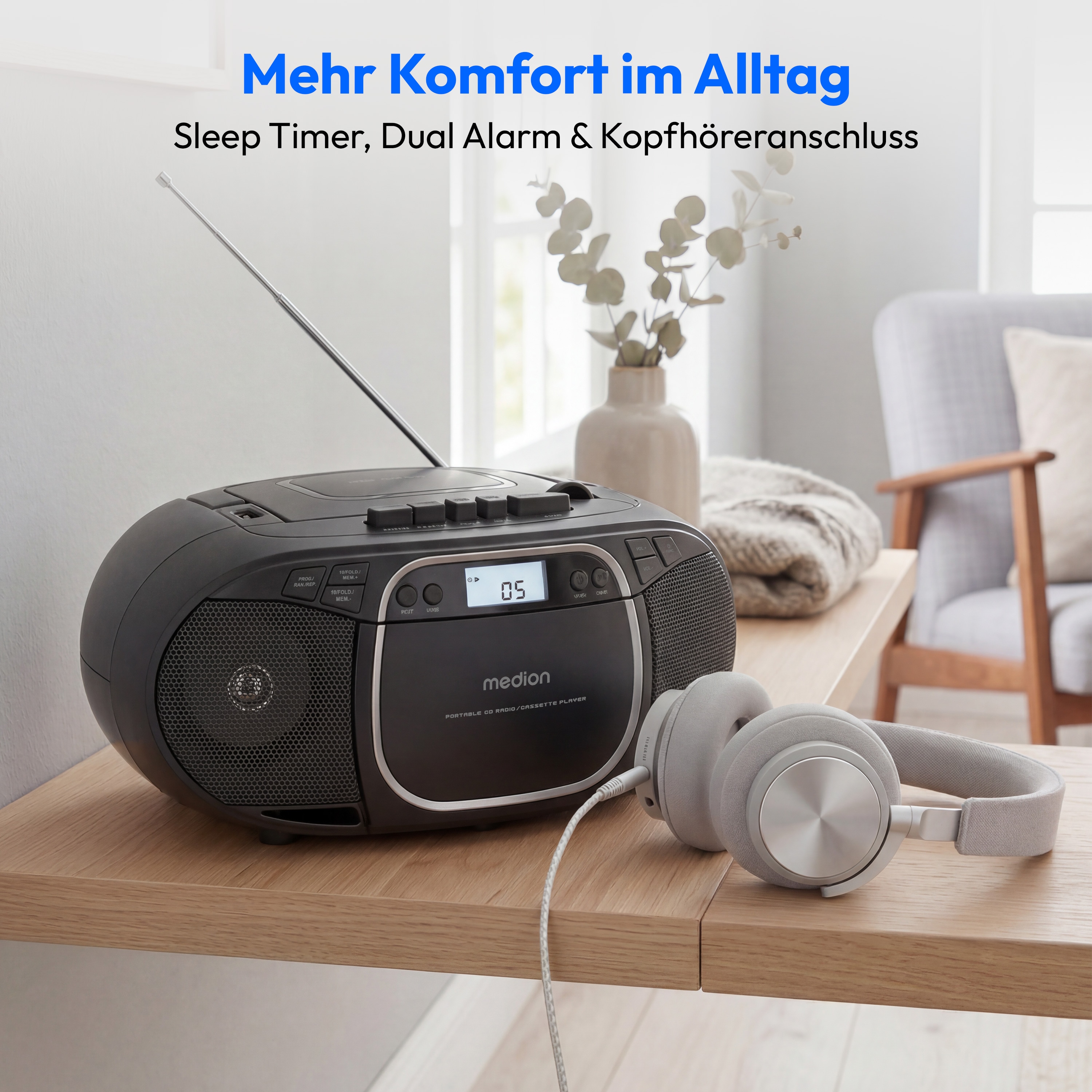 MEDION® LIFE E66476 Tragbare CD-Boombox, CD-Player, Kassettendeck, FM-Radio, USB-MP3-Wiedergabe, 30 Senderspeicher, Batteriebetrieb
