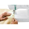 MEDION® LIFE® Freiarm-Nähmaschine SM60 (MD10689), einstellbare Stichlänge und Stichbreite, automatischer Einfädler, 60 verschiedene Stichmuster, integriertes Zubehörfach, 60 Watt Motorleistung