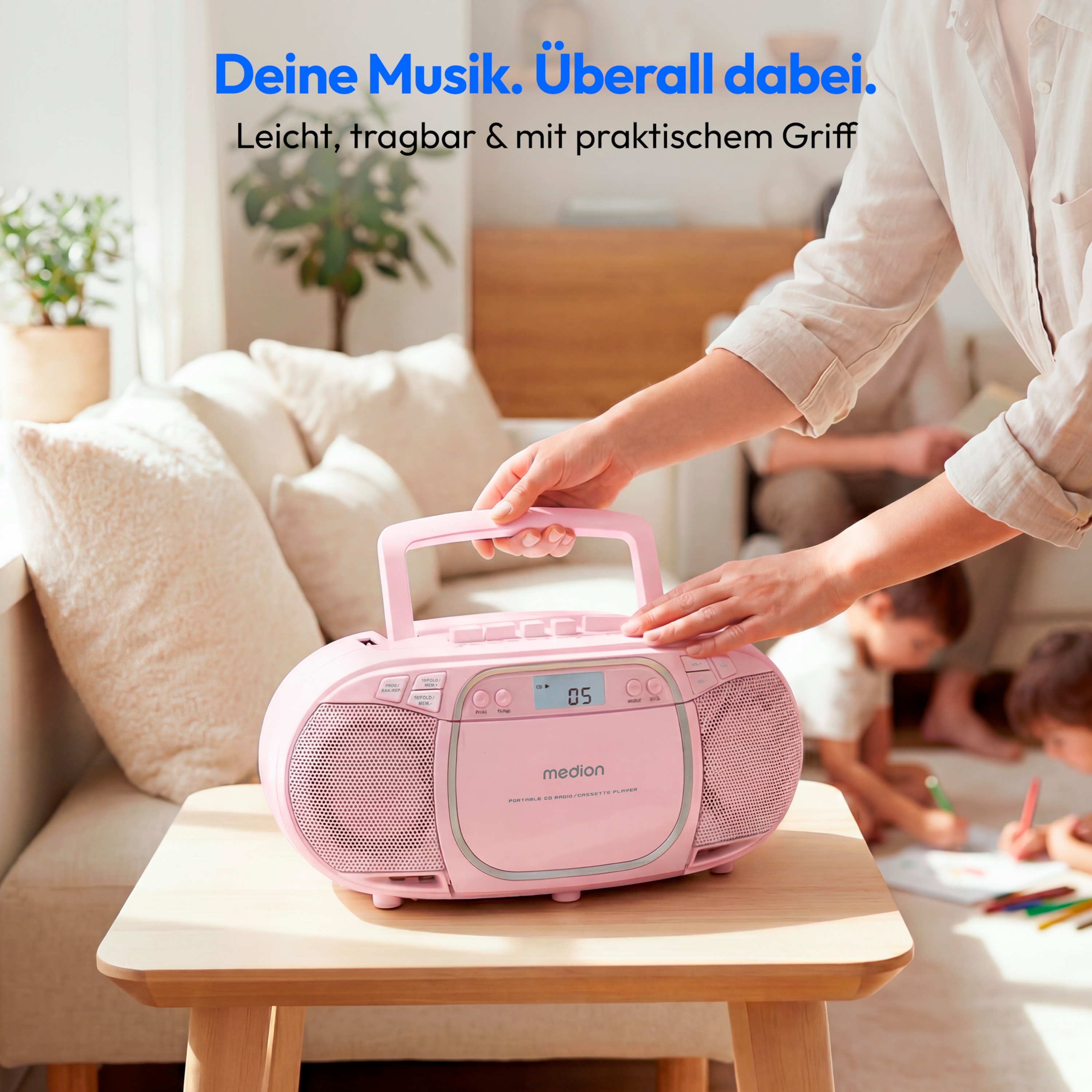 MEDION® LIFE E66476 Tragbare CD-Boombox, CD-Player, Kassettendeck, FM-Radio, USB-MP3-Wiedergabe, 30 Senderspeicher, Batteriebetrieb