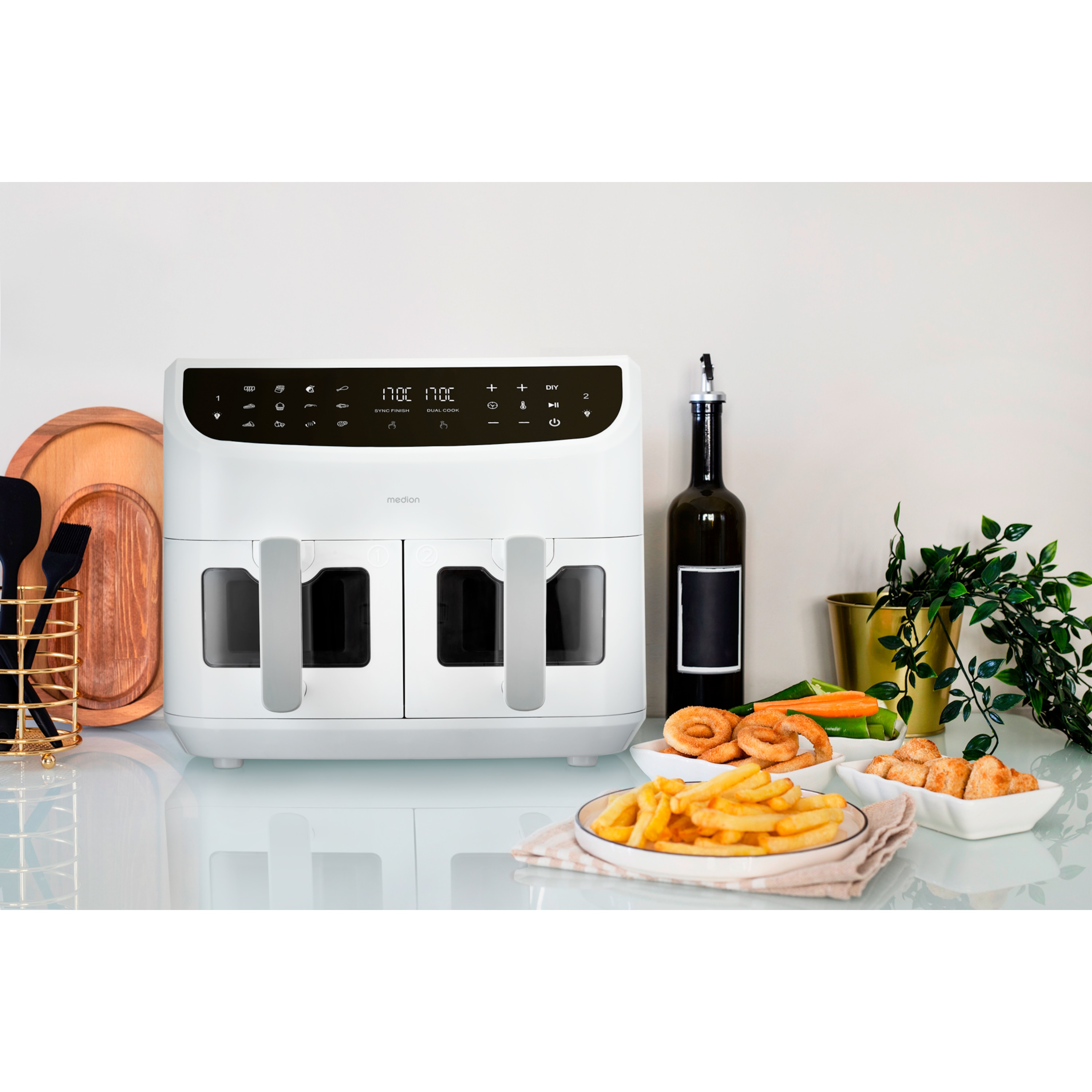 MEDION® LIFE® P20 XXL Twin Doppelzonen-Heißluftfritteuse MD 11760, 100 Rezepte in der Life+ App, 2 separate Garzonen, 9 Automatikprogramme, 8,7 L Gesamt-Nutzinhalt, 2.600 Watt, Temperatur einstellbar bis 200 °C